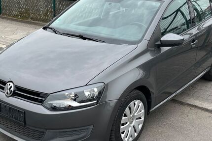 VW Polo 128.000 km 6.590 &euro; Berlin 13597