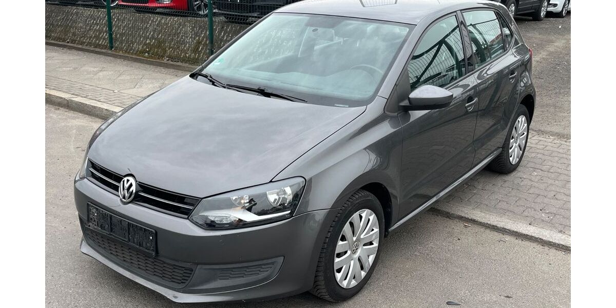 VW Polo 128.000 km 6.590 &euro; Berlin 13597