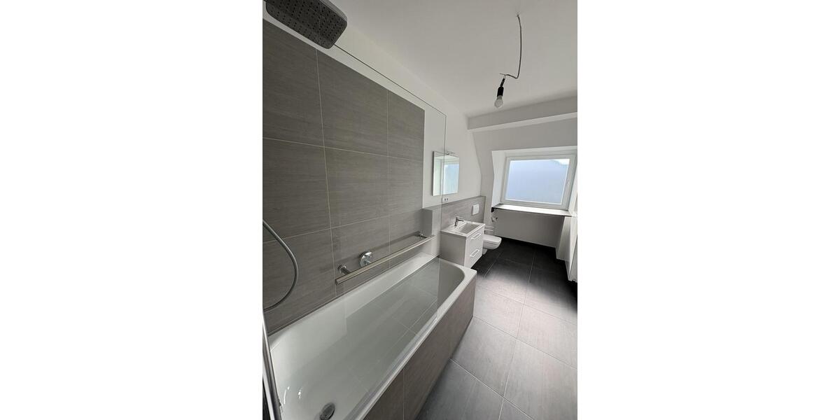 Maisonettenwohnung Köln Lindenthal - 5 Zimmer, 132 m&sup2;, 2.770&euro; | Angebot:26384132