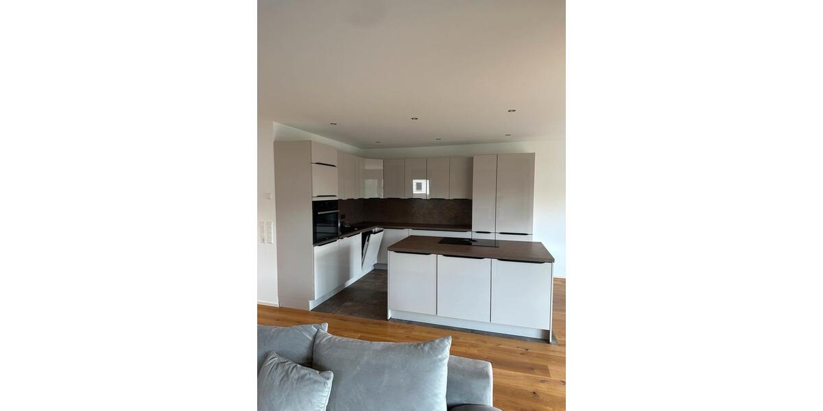 Etagenwohnung Hasel - 3 Zimmer, 106 m&sup2;, 1.850&euro; | Angebot:26336060