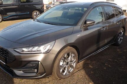 Ford Focus 8.000 km 27.900 &euro; Freisen 66629