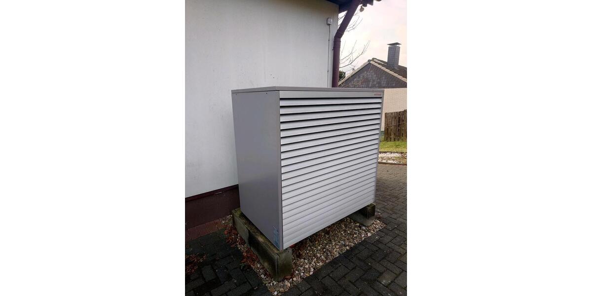 Mehrfamilienhaus, Wohnhaus Reichshof - 6 Zimmer, 200 m&sup2;, 325.000&euro; | Angebot:26305524