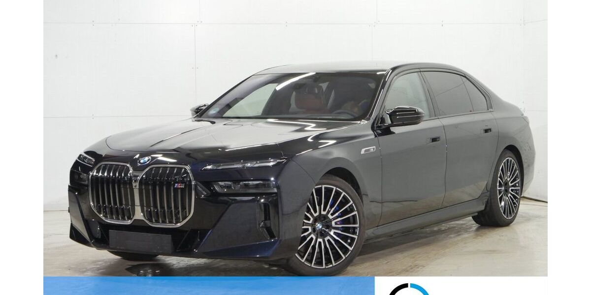 BMW i7 5.200 km 127.770 &euro; Mülheim 45472