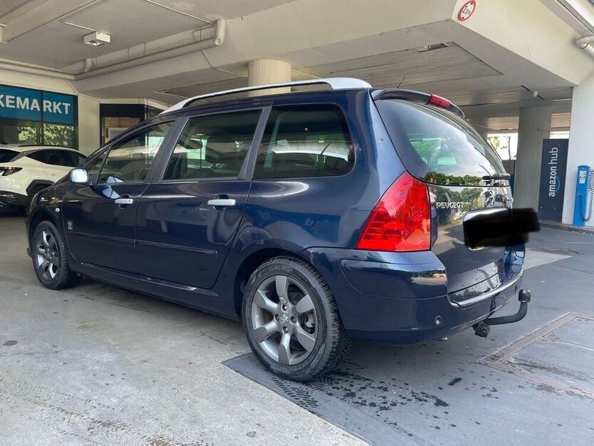 307