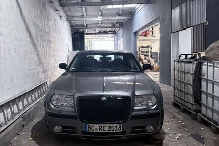 Chrysler 300C 185.000 km 9.500 &euro; Köln 51063