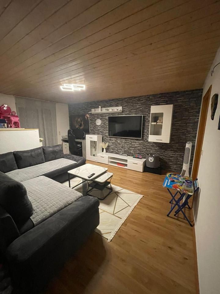 Charmante 2-Zimmer-Wohnung mit Terrasse zimmer