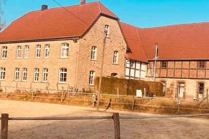 Reiterhof, Herrenhaus, Mehrfamilienhaus, Reitplatz zu verkaufen 12 zimmer