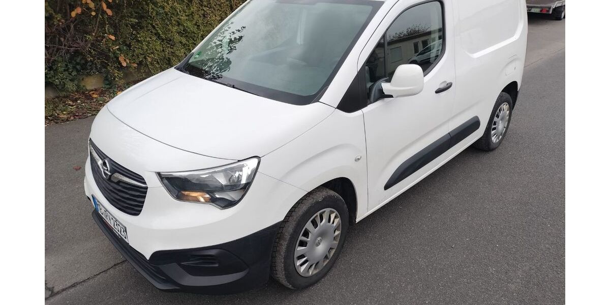 Opel Combo 88.000 km 9.800 &euro; Erftstadt 50374