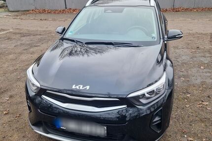 Kia Stonic 2.732 km 18.400 &euro; Hamburg 22047