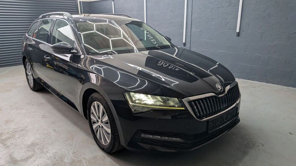 Skoda Superb 212.000 km 15.850 € Moers 47441