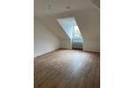 Dachgeschoßwohnung Castrop-Rauxel Becklem - 3.5 Zimmer, 80 m&sup2;, 680&euro; | Angebot:26268770