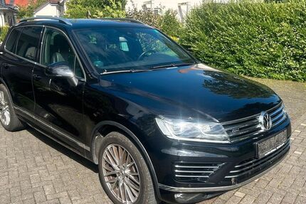 VW Touareg 138.500 km 23.800 &euro; Salzkotten 33154