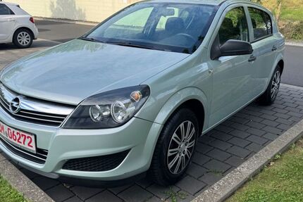 Opel Astra 151.000 km 3.499 &euro; Limburg 65552