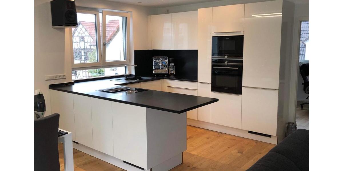 Exklusive 4,5 Zimmer Wohnung in Nürtingen-Raidwangen 4.5 zimmer