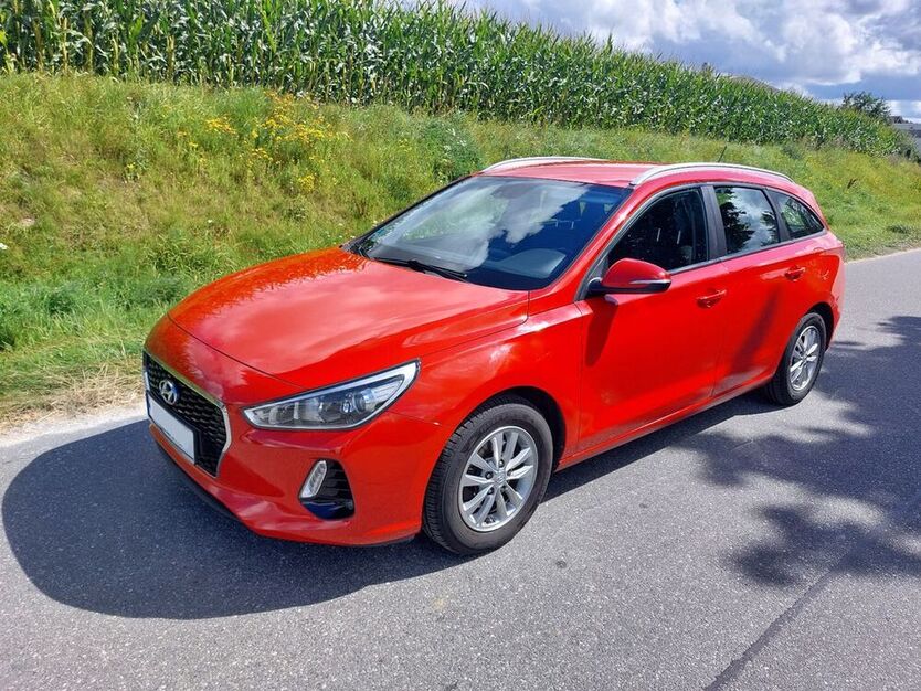 i30