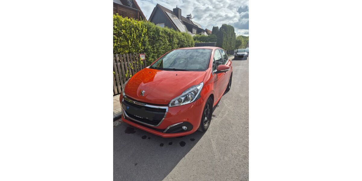 Peugeot 208 51.409 km 7.400 &euro; Ismaning 85737