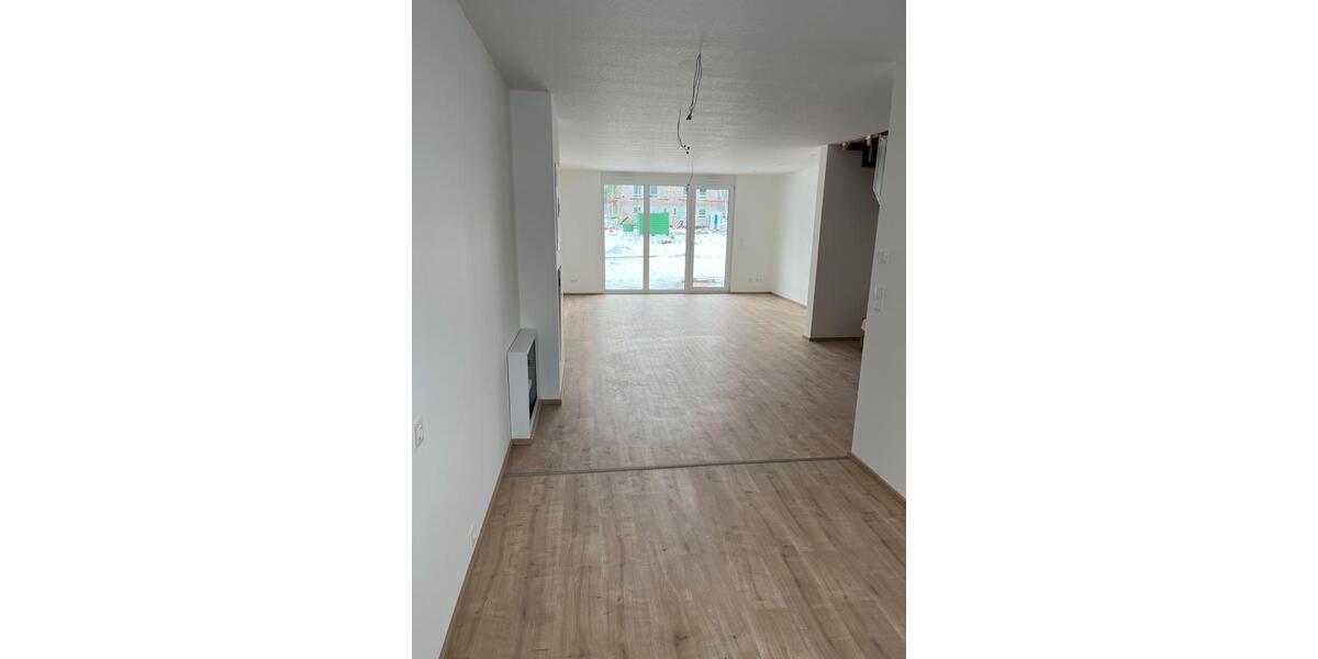 Reihenhaus Roth - 5 Zimmer, 140 m&sup2;, 1.540&euro; | Angebot:25175097