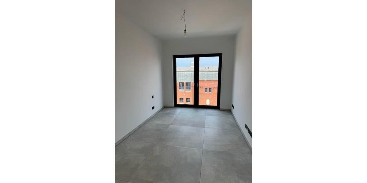 Etagenwohnung Cottbus - 3 Zimmer, 138 m&sup2;, 1.938&euro; | Angebot:26632400