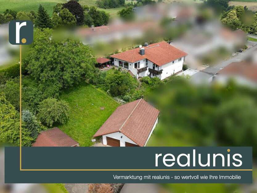 Haus zum Kaufen in Fürth 699.000 € 303.7 m² 9 zimmer