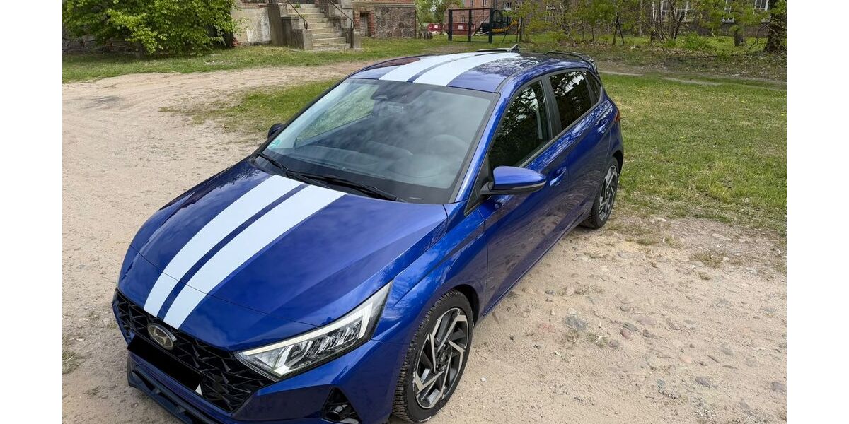 Hyundai i20 89.333 km 14.999 &euro; Jacobsdorf 15236
