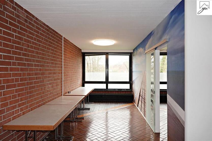 Geräumige Gewerbefläche in stadtnaher Lage in Aurich zimmer