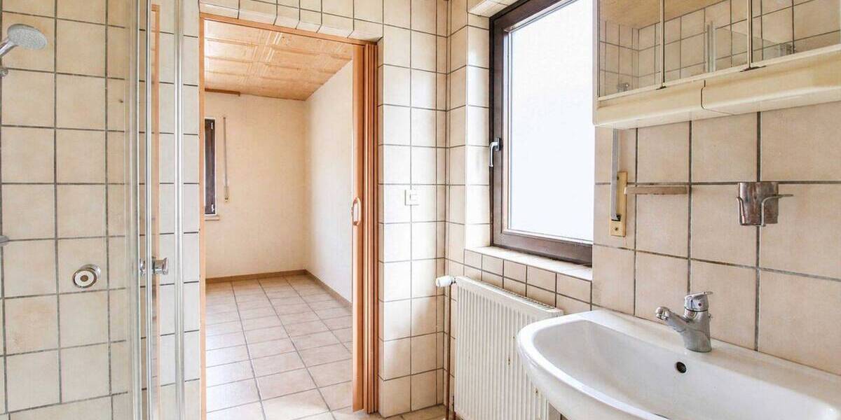 Einfamilienhaus Aßlar - 4 Zimmer, 175.000&euro; | Angebot:26816628