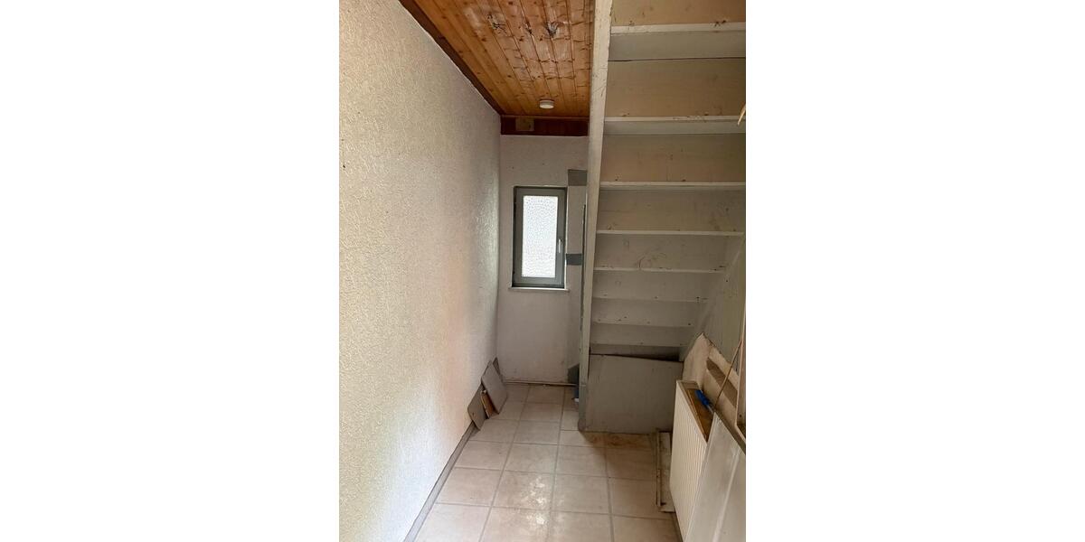 Einfamilienhaus Calw - 4 Zimmer, 126 m&sup2;, 100.000&euro; | Angebot:26958642