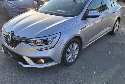 Renault Megane 80.480 km 12.980 &euro; Ahrensbök 23623