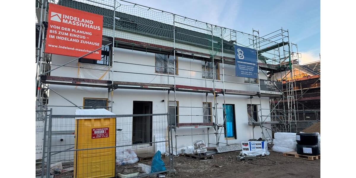 Neubau luxuriöse Doppelhaushälfte 6 zimmer