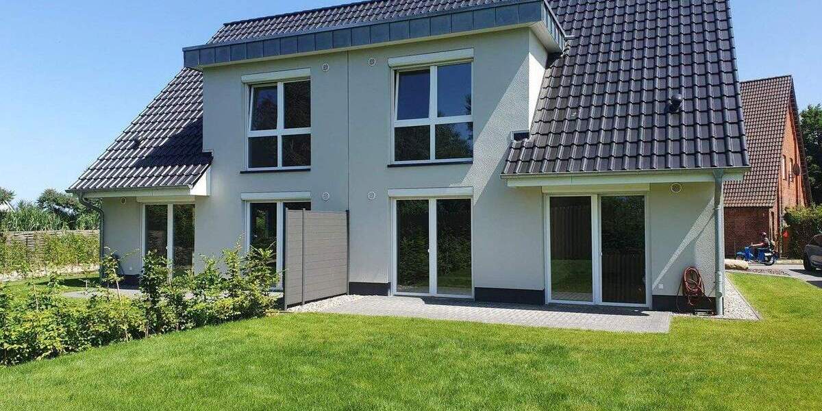 moderne DDH Doppelhaushälfte im Grünen ab 01.03.2026 4 zimmer