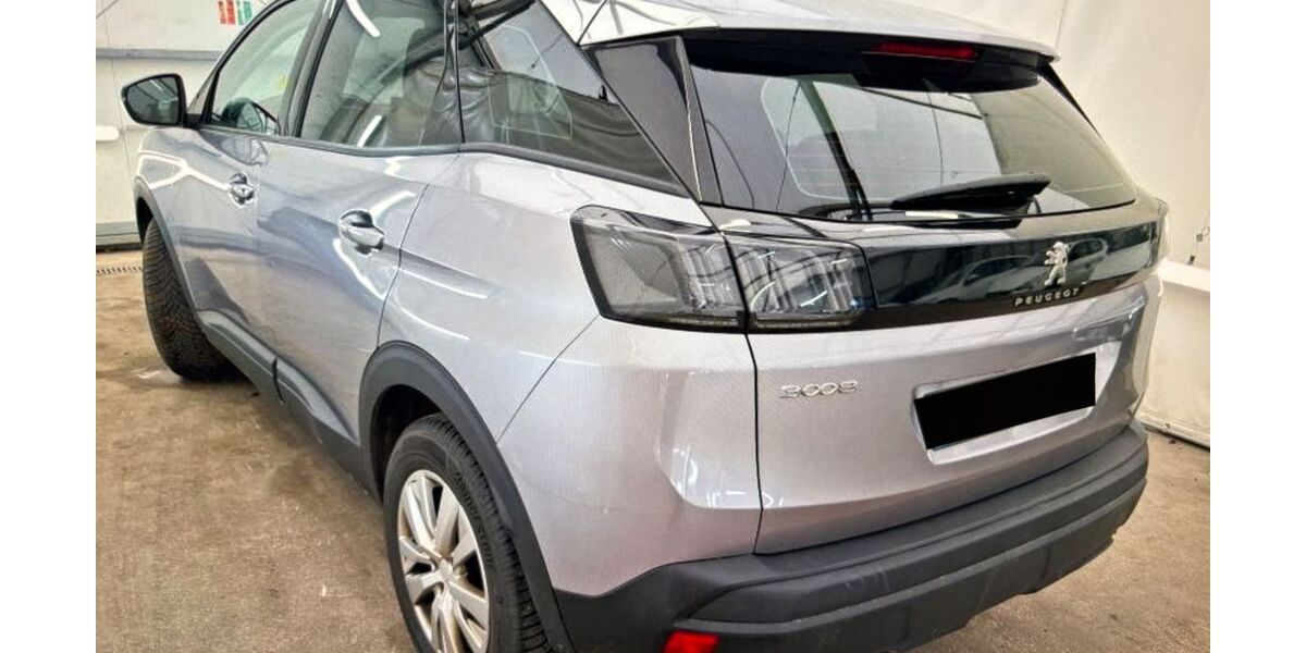 Peugeot 3008 196.049 km 12.912 &euro; Frankfurt am Main 60389