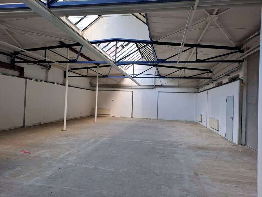 Halle in Ludwigsburg 1.300 € 260 m²
