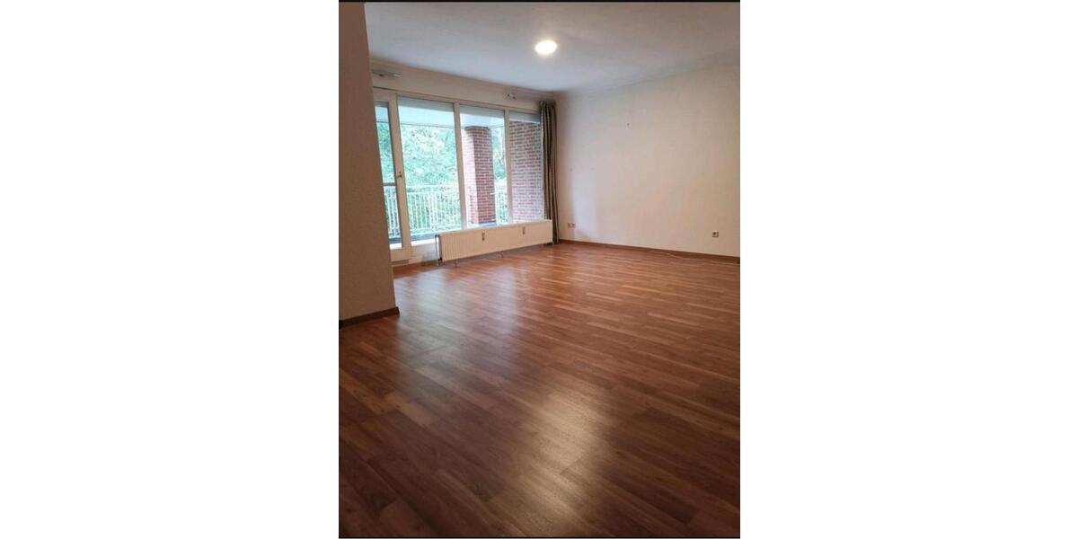 Etagenwohnung Bremerhaven Geestemünde - 1 Zimmer, 71 m&sup2;, 900&euro; | Angebot:25510623