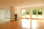 Doppelhaushälfte Schwetzingen - 7 Zimmer, 180 m&sup2;, 1.800&euro; | Angebot:26241969
