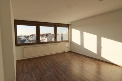 Schicke 3- Zimmer - Dachgeschoßwohnung in Schwebheim
