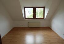 Rheingauviertel, gemütliche und helle Dachgeschoßwohnung