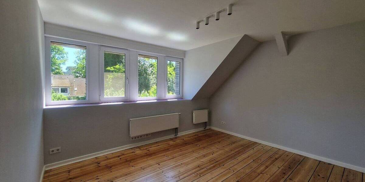 Doppelhaushälfte Berlin Hermsdorf - 6 Zimmer, 185 m&sup2;, 1.090.000&euro; | Angebot:26876061