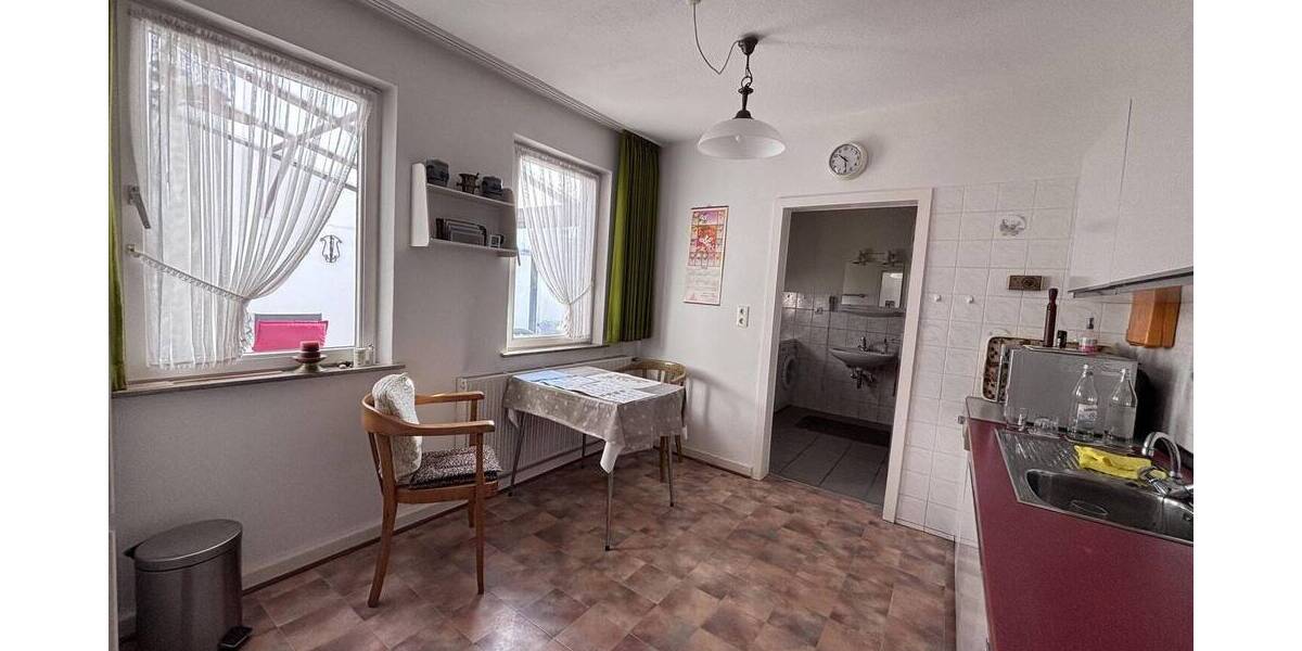Mehrfamilienhaus, Wohnhaus Tönisvorst St. Tönis - 5 Zimmer, 139 m&sup2;, 265.000&euro; | Angebot:26106529