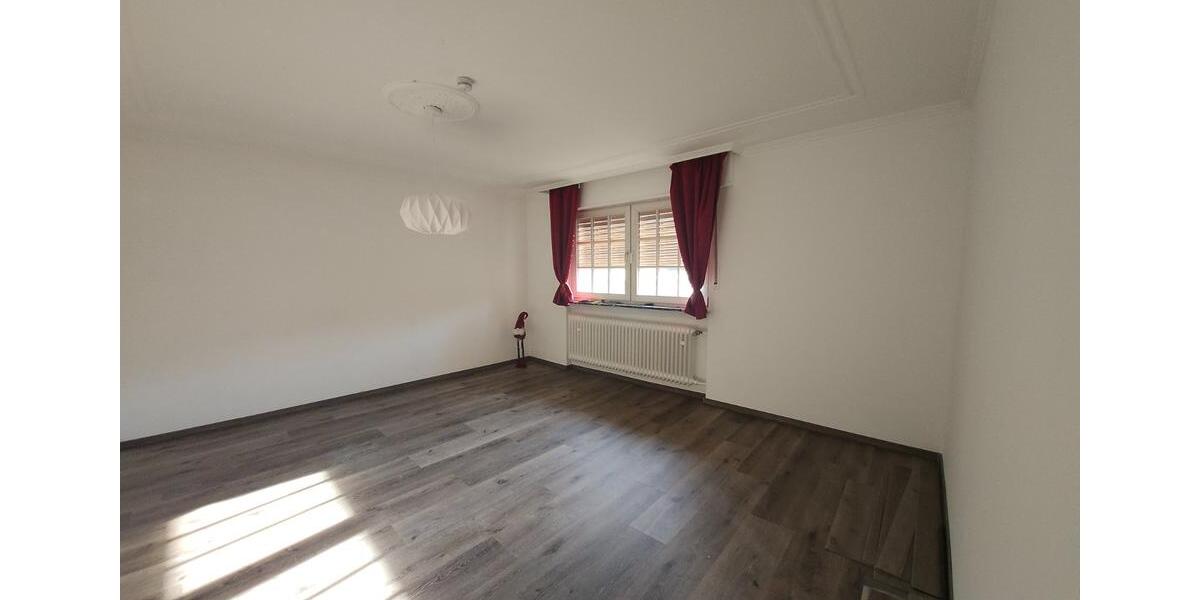 Einfamilienhaus Oberzent - 6.5 Zimmer, 192 m&sup2;, 1.350&euro; | Angebot:24598711