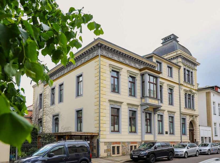 Einzeldenkmal im Waldstraßenviertel: Helle + ruhige 5-Zimmerwhg. mit Stuck, 3 min Fußweg ins Rosental 5 zimmer