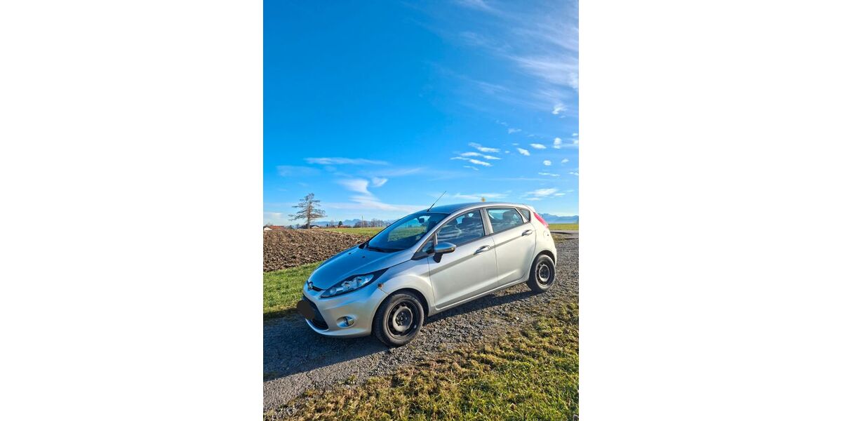 Ford Fiesta 156.000 km 2.000 &euro; Bad Endorf 83093