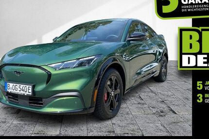 Ford Mustang Mach-E 24.000 km 40.700 &euro; Berlin 14167