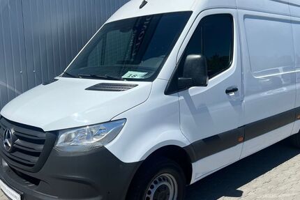 Mercedes-Benz Sprinter 140.000 km 23.999 &euro; Berlin 13055