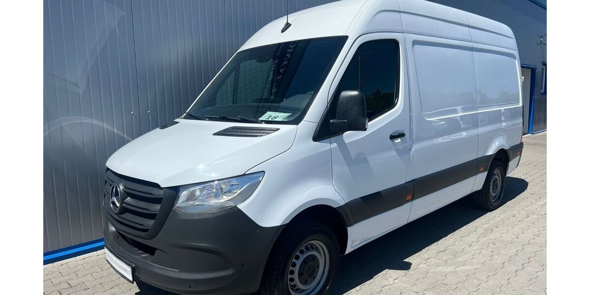 Mercedes-Benz Sprinter 140.000 km 23.999 &euro; Berlin 13055