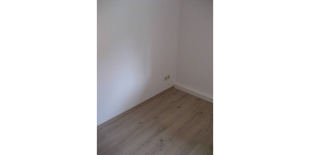 Etagenwohnung Nossen - 2 Zimmer, 42 m&sup2;, 310&euro; | Angebot:26358638