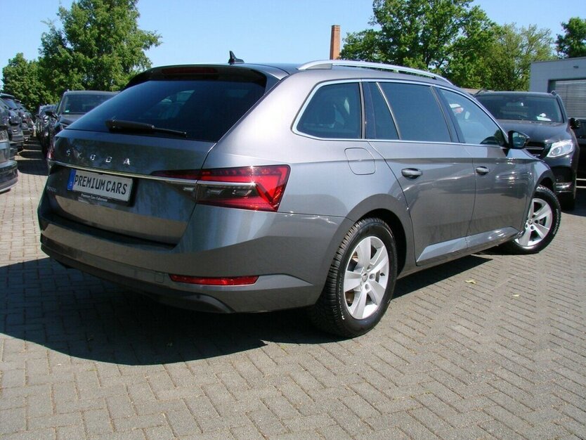 Superb 2.0TDI Style Pano ACC Columbus Standheizung