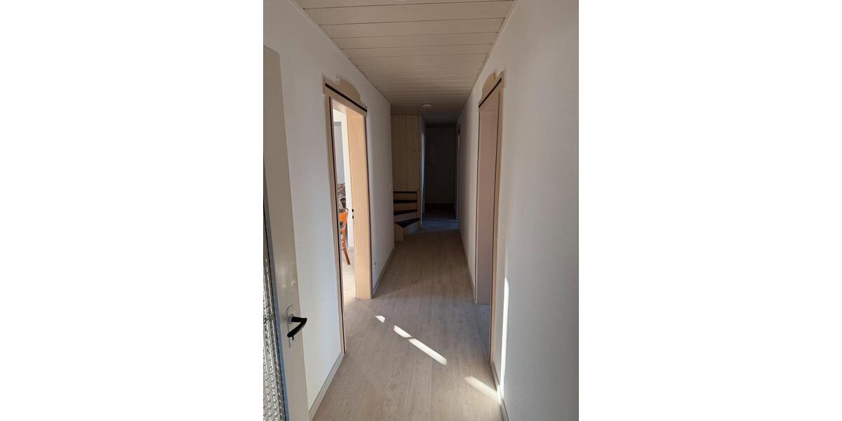 3 ZKB Wohnung im OG 3 zimmer