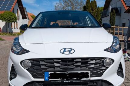 Hyundai i10 15.800 km 15.999 &euro; Hochstadt 76879