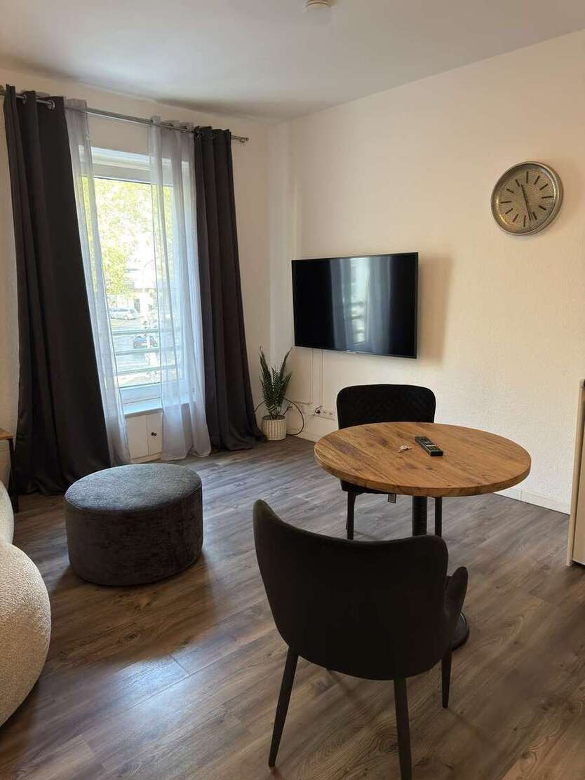Wohnung zum Mieten in Düsseldorf 1.050 € 42 m² 2 zimmer