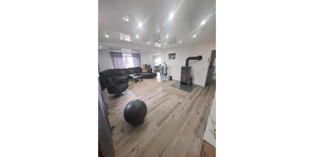 Einfamilienhaus Kronach - 6 Zimmer, 185 m&sup2;, 410.000&euro; | Angebot:26780175